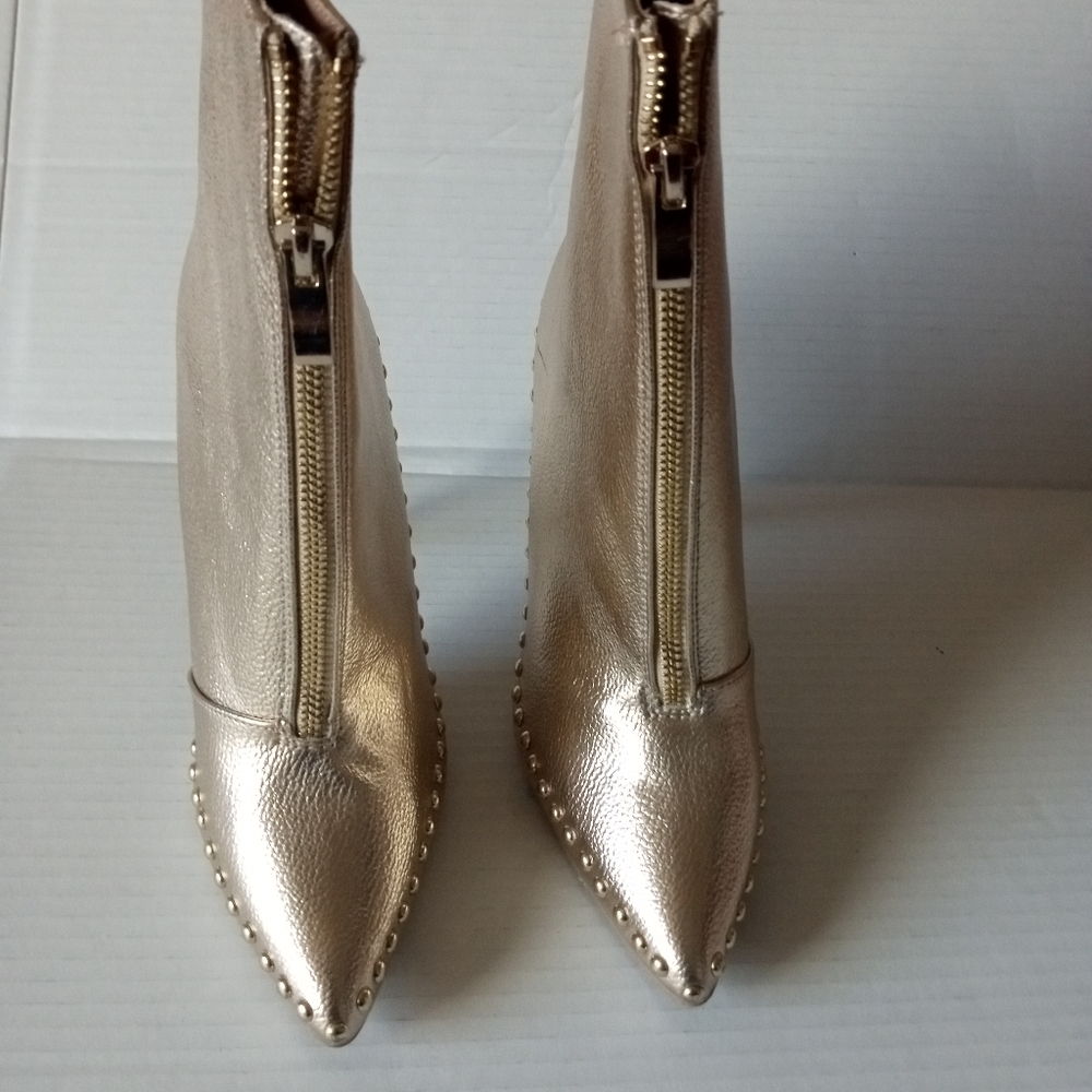 Matalic gold boots